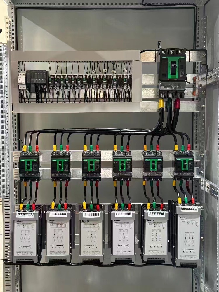 电力调解器输出电压过高怎么解决？？？
